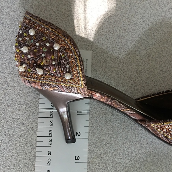 Beaded Shoes - 6.5 - Picture 8 of 8